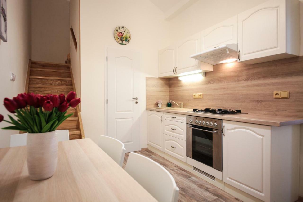 Family Duplex On Wenceslas Square Apartment Prague Ngoại thất bức ảnh