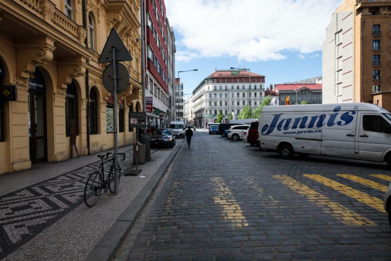 Family Duplex On Wenceslas Square Apartment Prague Ngoại thất bức ảnh